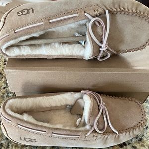 Ugg Dakota Slippers